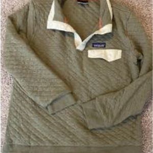Small, Patagonia button up jacket